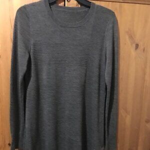 Merino Wool tunik sweater, size M/L, Very Good condition !